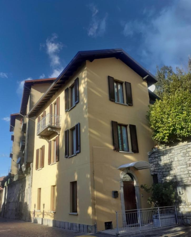 Villa Central Варенна Экстерьер фото